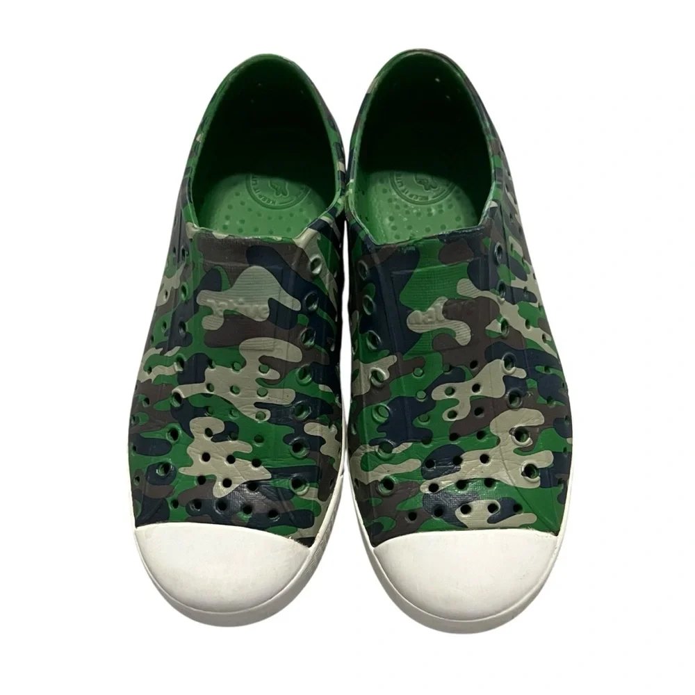 Native Jefferson J1 Green Camouflage Sneaker Sandals Water Shoes